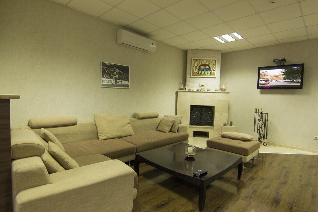 Athletics Hotel Tbilisi Exterior foto